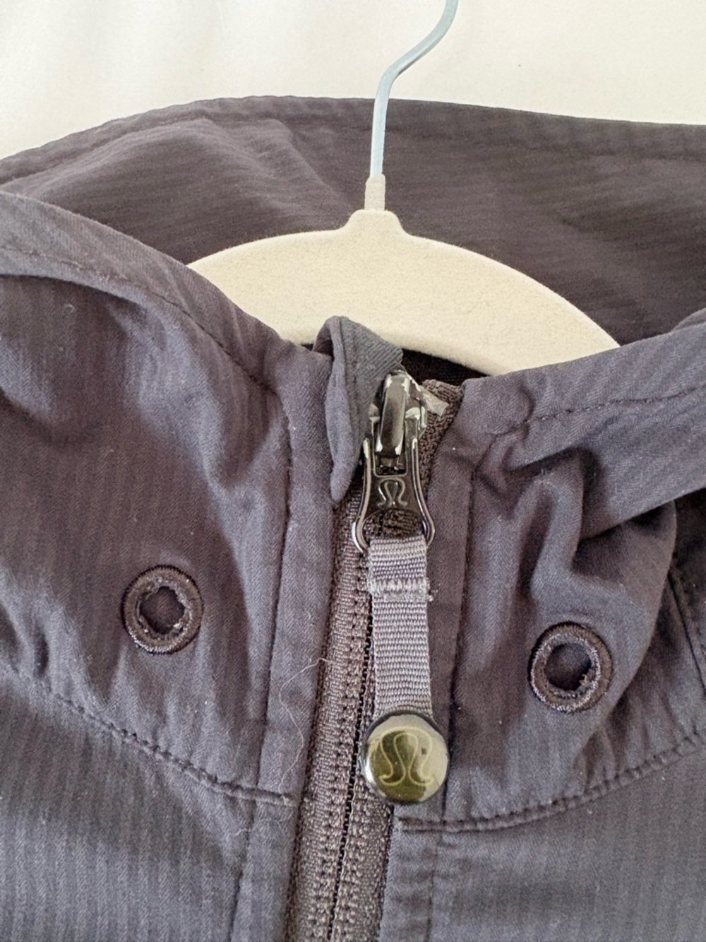 Lululemon Vintage Get Ready Jacket Hooded Full Zip Sz 2 Black EUC - Picture 3 of 10